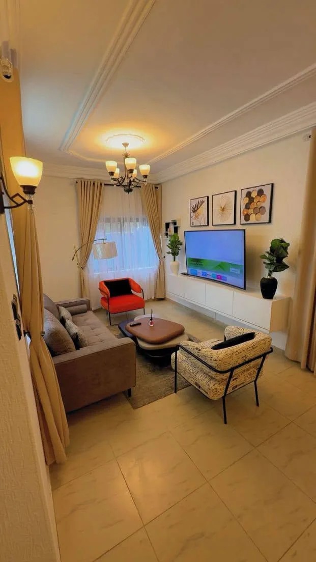 Villa meublée 3 chambres — Cadjèhoun, Cotonou