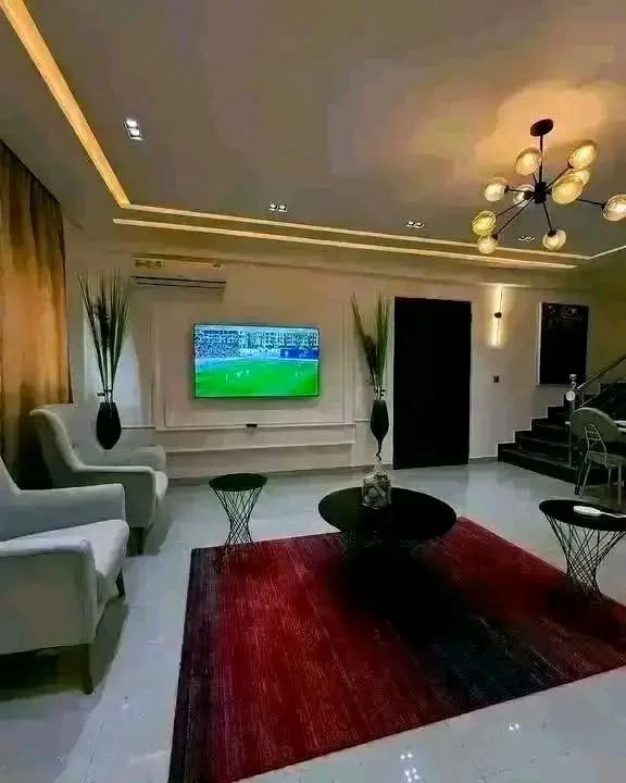 EMENT DUPLEX MEUBLÉ DE 2 CHAMBRES SALON HAUT STANDING À LOUER À COTONOU 🇧🇯 FIDJROSSÈ. 