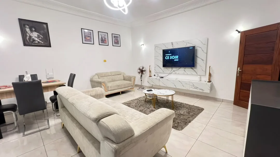 2 Chambre salon meublé bien équipé à Vêdoko