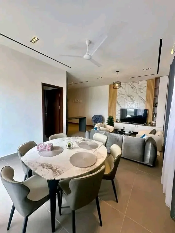 APPARTEMENT MEUBLÉ DE DEUX CHAMBRE SALON ENTRÉE PERSONNELLE À FIDJROSSE AKOGBATO CLUB DES ROIS 