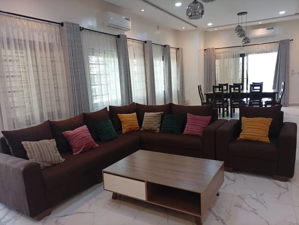 Appartement meublé 3 chambres haut standing à Cotonou 