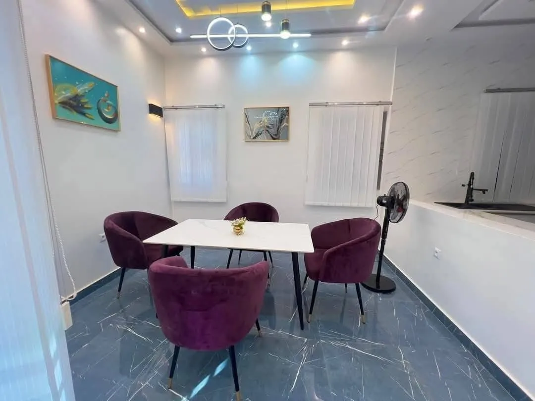 Appartement meublé 2 chambres haut standing — Fidjrossè Plage